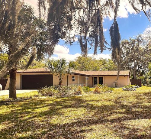 220 Ne 11th St, CRYSTAL RIVER, FL, 34428-3110 | Card Image