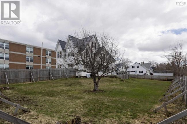 85 Church St, House other with 4 bedrooms, 2 bathrooms and null parking in Springhill NS | Image 4
