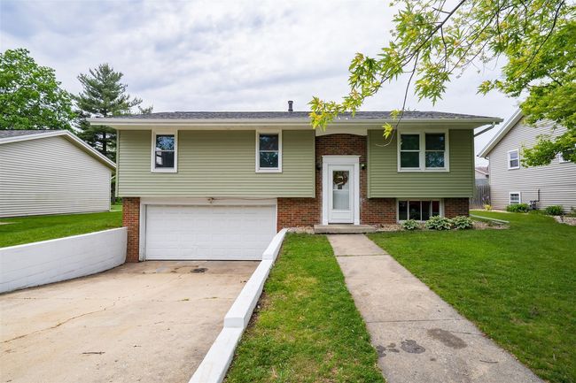 817 N Mohave Dr, House other with 4 bedrooms, 2 bathrooms and 4 parking in Pontiac IL | Image 34
