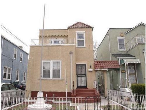 13415 232nd Street, New York, NY, 11413 | Card Image