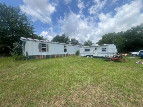 740 Ash St, Blossom, TX, 75416-2333 | Card Image