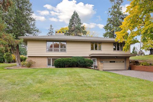 5131 Thotland Rd, Golden Valley, MN, 55422-4717 | Card Image