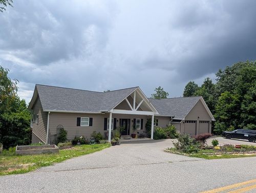 388 Ross Ridge Rd, Blairsville, GA, 30512-7829 | Card Image