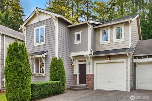 8205 233rd Pl Ne, Redmond, WA, 98053-1985 | Card Image