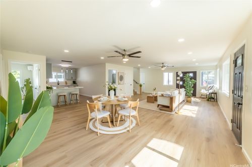 837 Oneawa St, Kailua, HI, 96734-2056 | Card Image