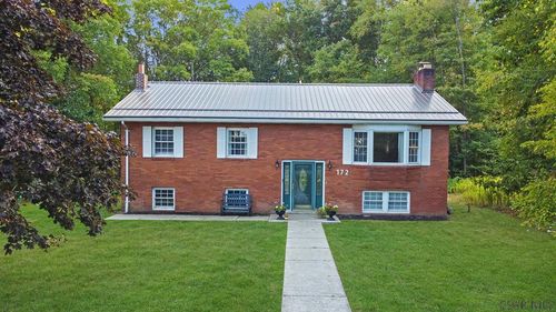 172 Harding Ave, Revloc, PA, 15948-3307 | Card Image
