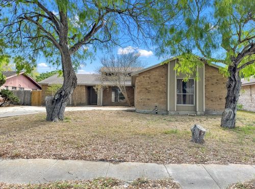 4605 Greensboro Dr, Corpus Christi, TX, 78413-2127 | Card Image