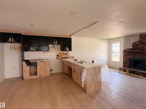 18007 73 Ave Nw, Edmonton, AB, T5T3K2 | Card Image