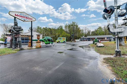 15268 Kings Hwy, Montross, VA, 22520-2706 | Card Image