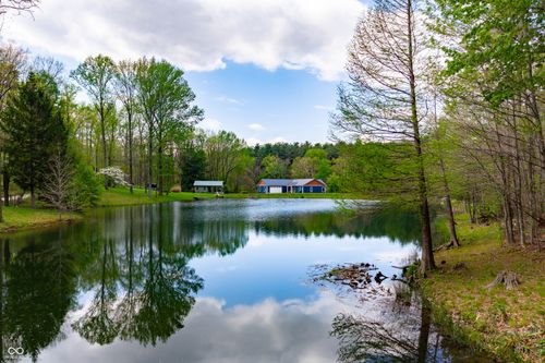5980 Pine Tree Ln, Morgantown, IN, 46160-8577 | Card Image