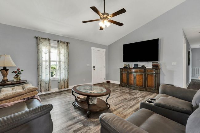 3506 Colston Ln, House other with 3 bedrooms, 2 bathrooms and null parking in Tunnel Hill GA | Image 4