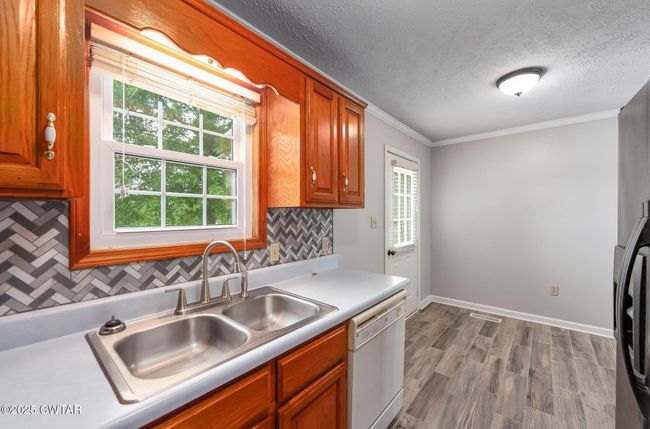 180 Everett Rd, House other with 3 bedrooms, 1 bathrooms and 4 parking in Mc Kenzie TN | Image 9