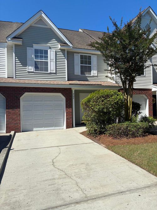 902 Yellow Hawthorn Cir, Summerville, SC, 29483-1653 | Card Image