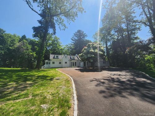 20 Ravine Road, North Hempstead, NY, 10023 | Card Image