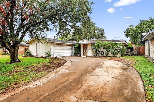2114 Colorado St, Kingsville, TX, 78363-6014 | Card Image