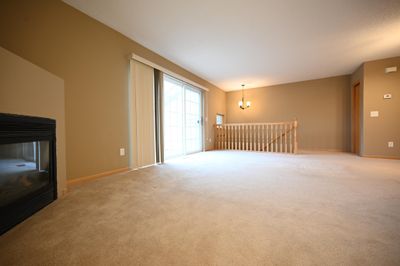 7023 Lockslie Way, Townhouse with 2 bedrooms, 1 bathrooms and null parking in Savage MN | Image 3