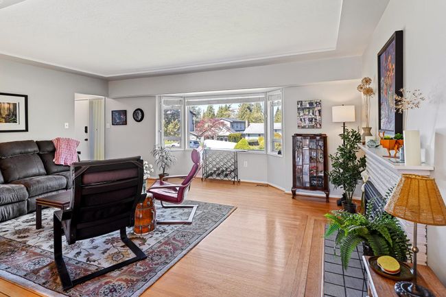 8270 19 Th Avenue, House other with 4 bedrooms, 2 bathrooms and 2 parking in Burnaby BC | Image 7