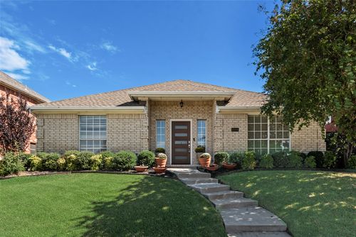 4104 Creekmeadow Dr, Carrollton, TX, 75010-1111 | Card Image