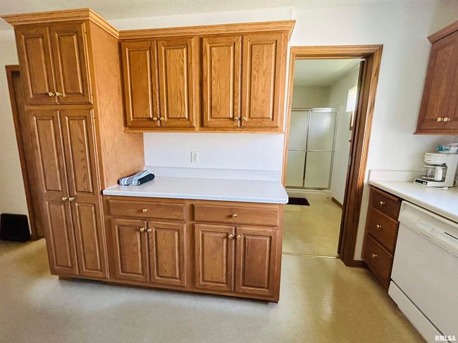 636 5 Th Ave S, House other with 3 bedrooms, 2 bathrooms and null parking in Clinton IA | Image 14