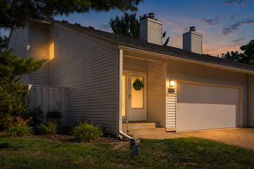 936 Monterey Ct S, Shoreview, MN, 55126-5963 | Card Image