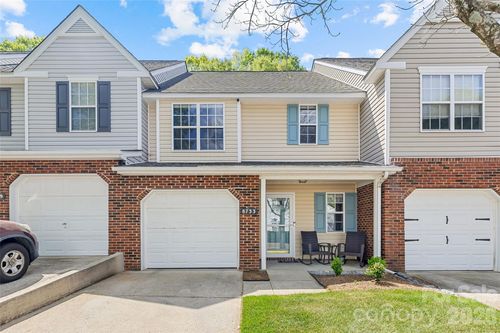 8733 Robinson Forest Dr, Charlotte, NC, 28277-2351 | Card Image