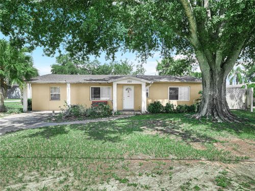 320 8th St N, Dundee, FL, 33838-4251 | Card Image