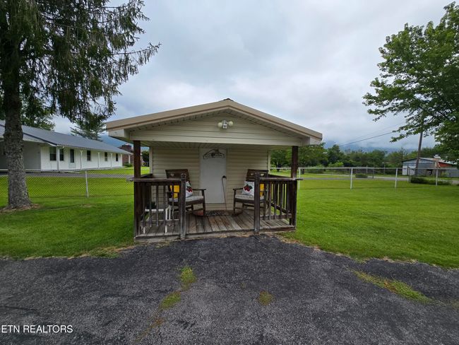 340 Machine Branch Rd, House other with 2 bedrooms, 1 bathrooms and null parking in Ewing VA | Image 16