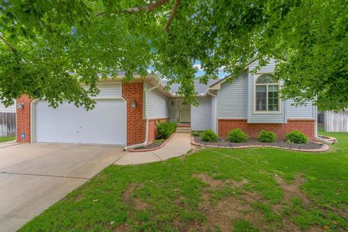 7307 W Barrington Ct, Wichita, KS, 67212 | Card Image