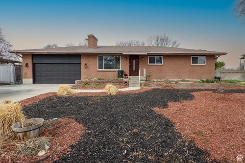 5488 S Hollow Springs Cir, Murray, UT, 84123-5416 | Card Image