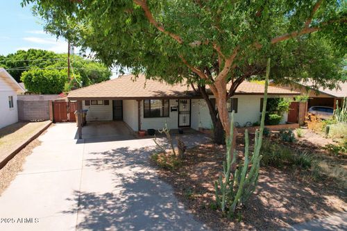 2623 E Pierson St, Phoenix, AZ, 85016-4820 | Card Image
