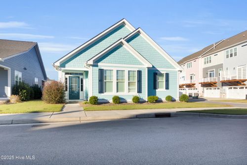 116 Gray Duck Dr, Beaufort, NC, 28516-3100 | Card Image
