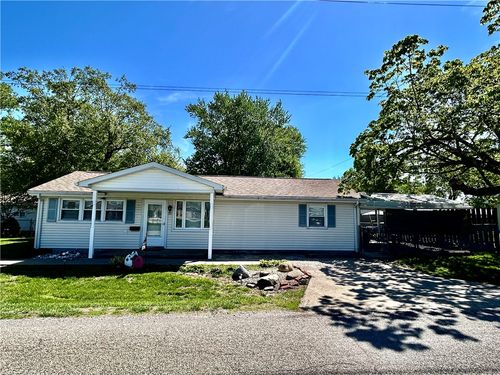 1704 S Jefferson St, Paris, IL, 61944-2547 | Card Image