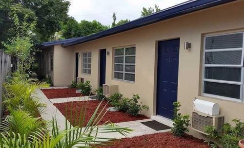 apt-2-615 Ne 8th Ave, Fort Lauderdale, FL, 33304-4608 | Card Image