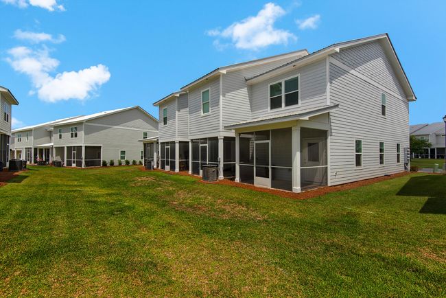 384 Date Palm Ln_20250610_172 | Image 42