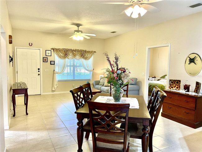 1431 Red Oak Ln, House other with 2 bedrooms, 2 bathrooms and null parking in PORT CHARLOTTE FL | Image 15