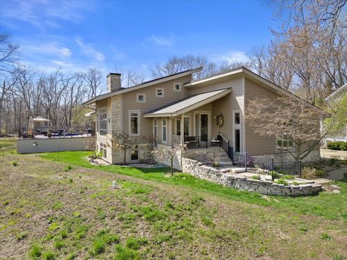 9112 3rd Ave, Pleasant Prairie, WI, 53158-4801 | Card Image