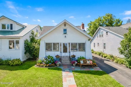 1020 Washington Ave, Albany, NY, 12203-2119 | Card Image