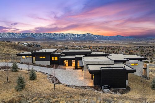 3256 Bugle Ct, Park City, UT, 84098-1639 | Card Image
