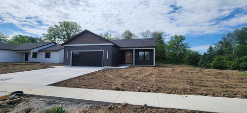 101 Rolling Meadow Drive, DARIEN, WI, 53114-1626 | Card Image