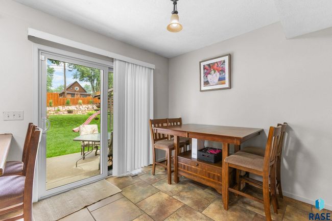2424 S Main Ave, House other with 4 bedrooms, 3 bathrooms and null parking in Sioux Falls SD | Image 13