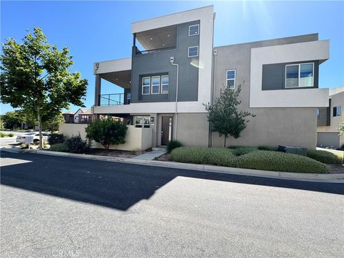 325 Sawbuck, Irvine, CA, 92602 | Card Image