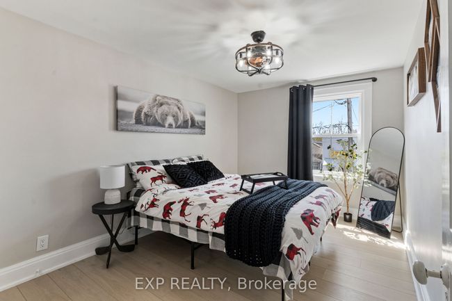 5297 Main St, House other with 4 bedrooms, 2 bathrooms and 2 parking in Clarington ON | Image 24