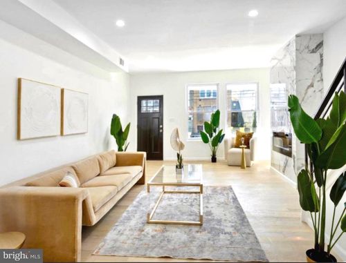 5215 Locust St, PHILADELPHIA, PA, 19139-4020 | Card Image