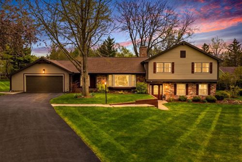 3941 S Brook Road, Caledonia, WI, 53126 | Card Image
