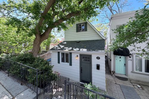 27 Sycamore Pl, Toronto, ON, M4E1K3 | Card Image
