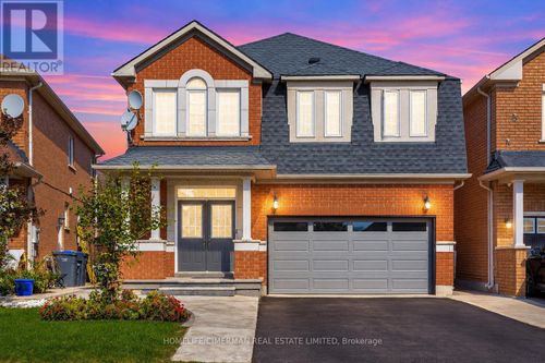 7 Okanagan Drive E, Brampton (Sandringham-Wellington), ON, L6R2X1 | Card Image