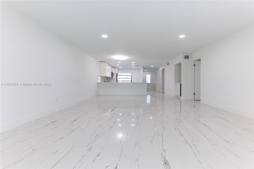 c-8435 Casa Del Lago, Boca Raton, FL, 33433-1413 | Card Image