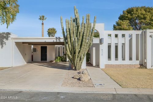 8728 E Via De Viva, Scottsdale, AZ, 85258-4032 | Card Image
