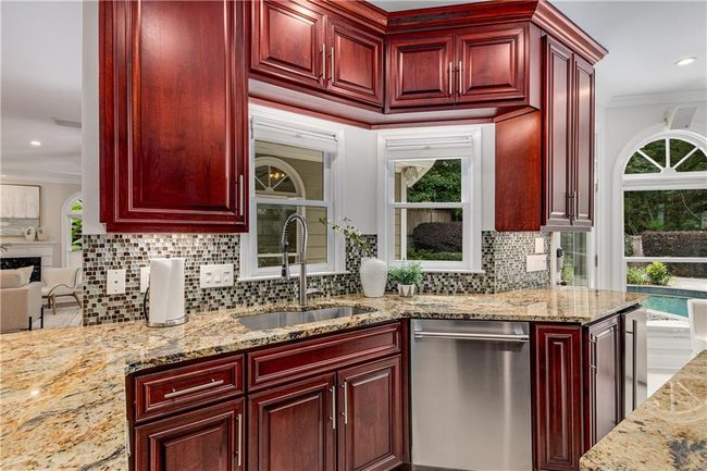 1078 Shady Valley Pl Ne, House other with 3 bedrooms, 3 bathrooms and null parking in Atlanta GA | Image 15