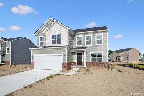 54375 Heron Cir, New Baltimore, MI, 48047-2842 | Card Image